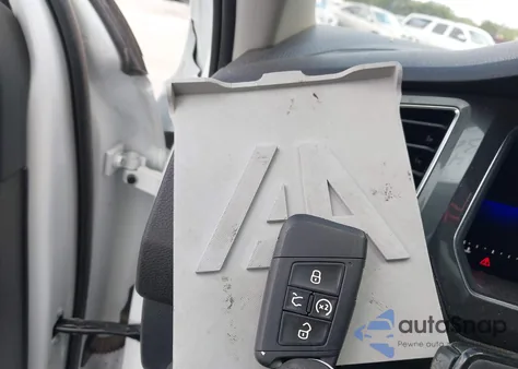 2022 Volkswagen Tiguan 2.0T Se из США, поврежденный, VIN 3VV2B7AX8NM034006